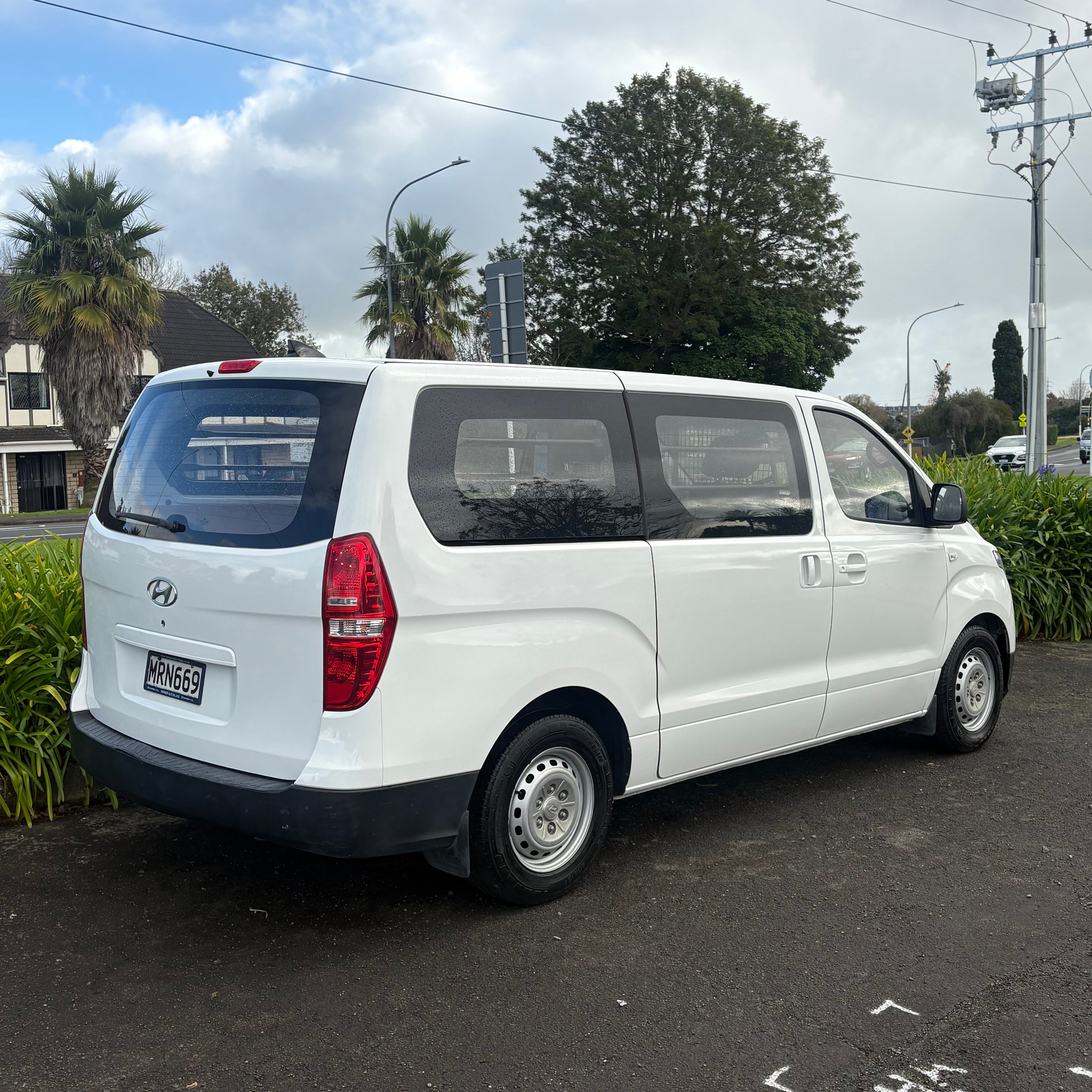 HYUNDAI ILOAD *$138 WEEKLY