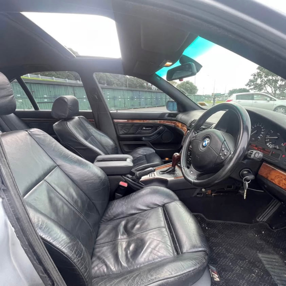 BMW E39 540i