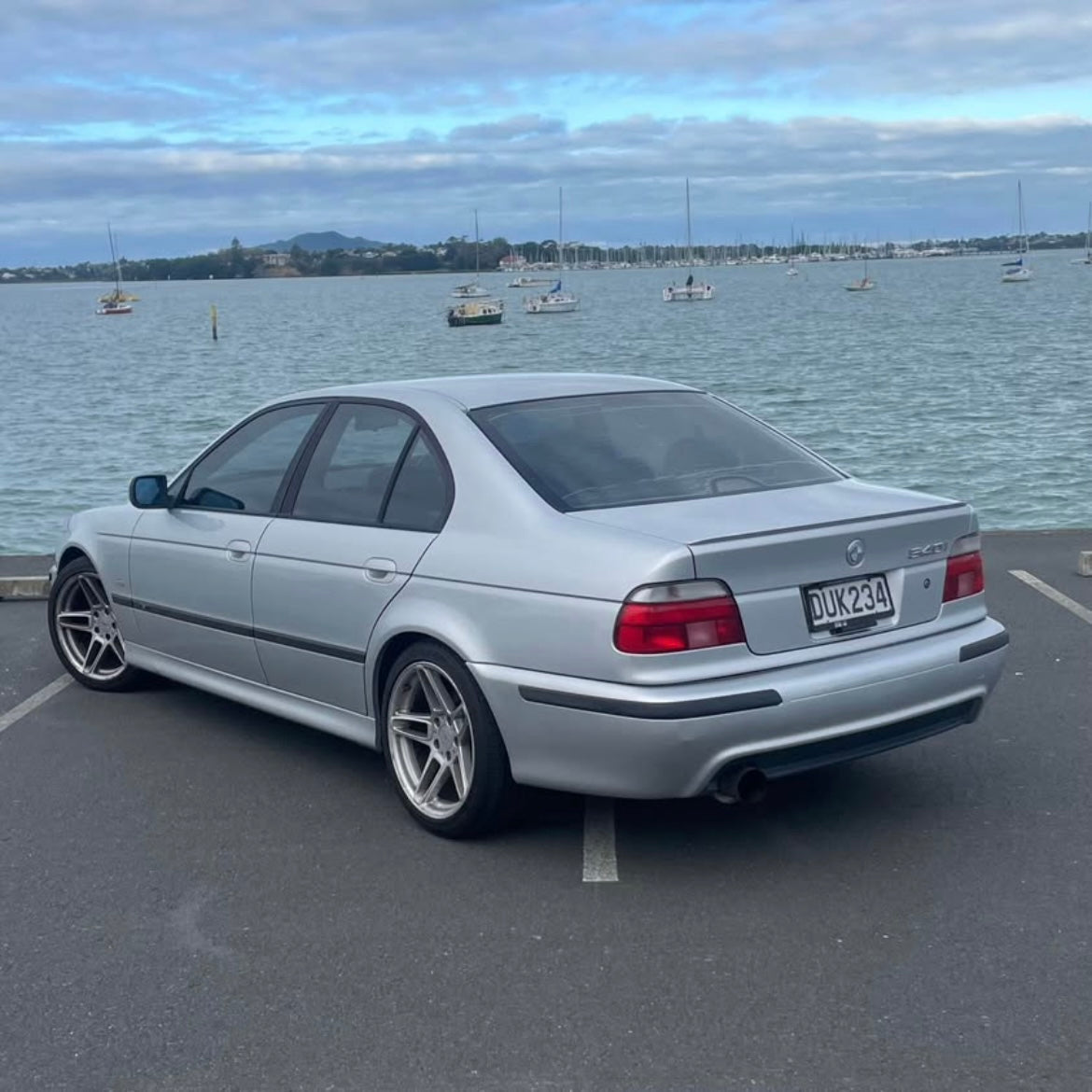 BMW E39 540i
