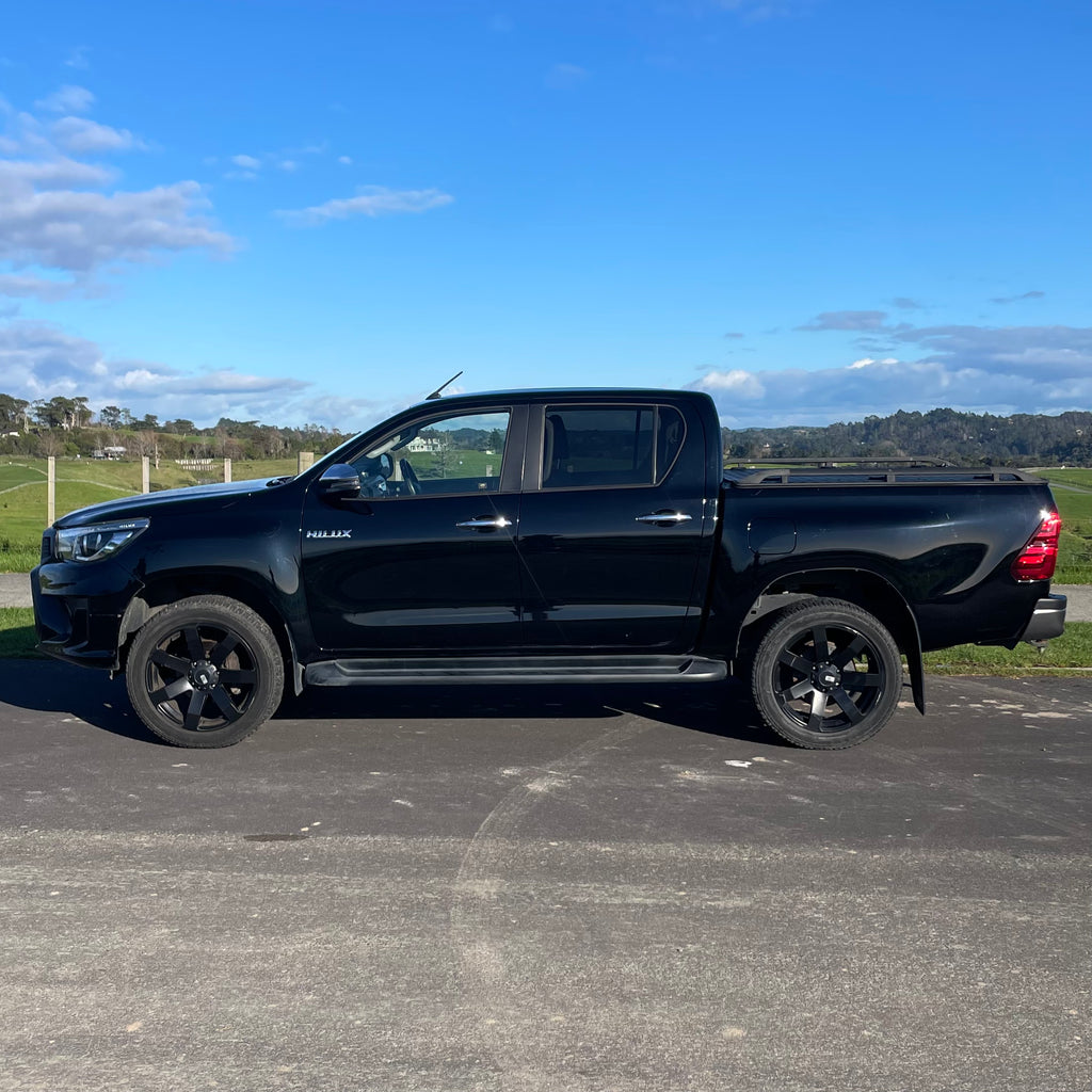 Toyota Hilux SR5 TRD