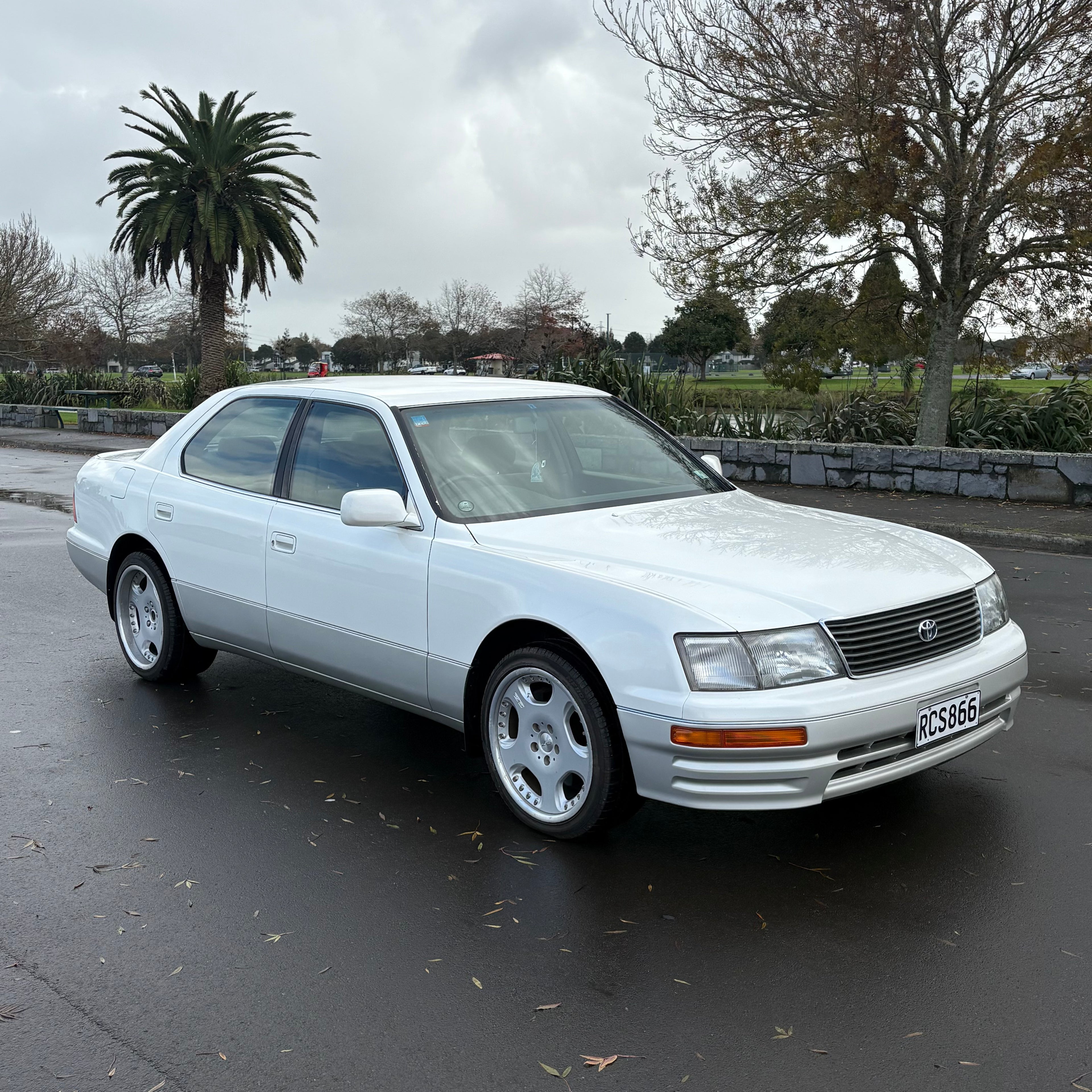 1997 Toyota Celsior *V8*