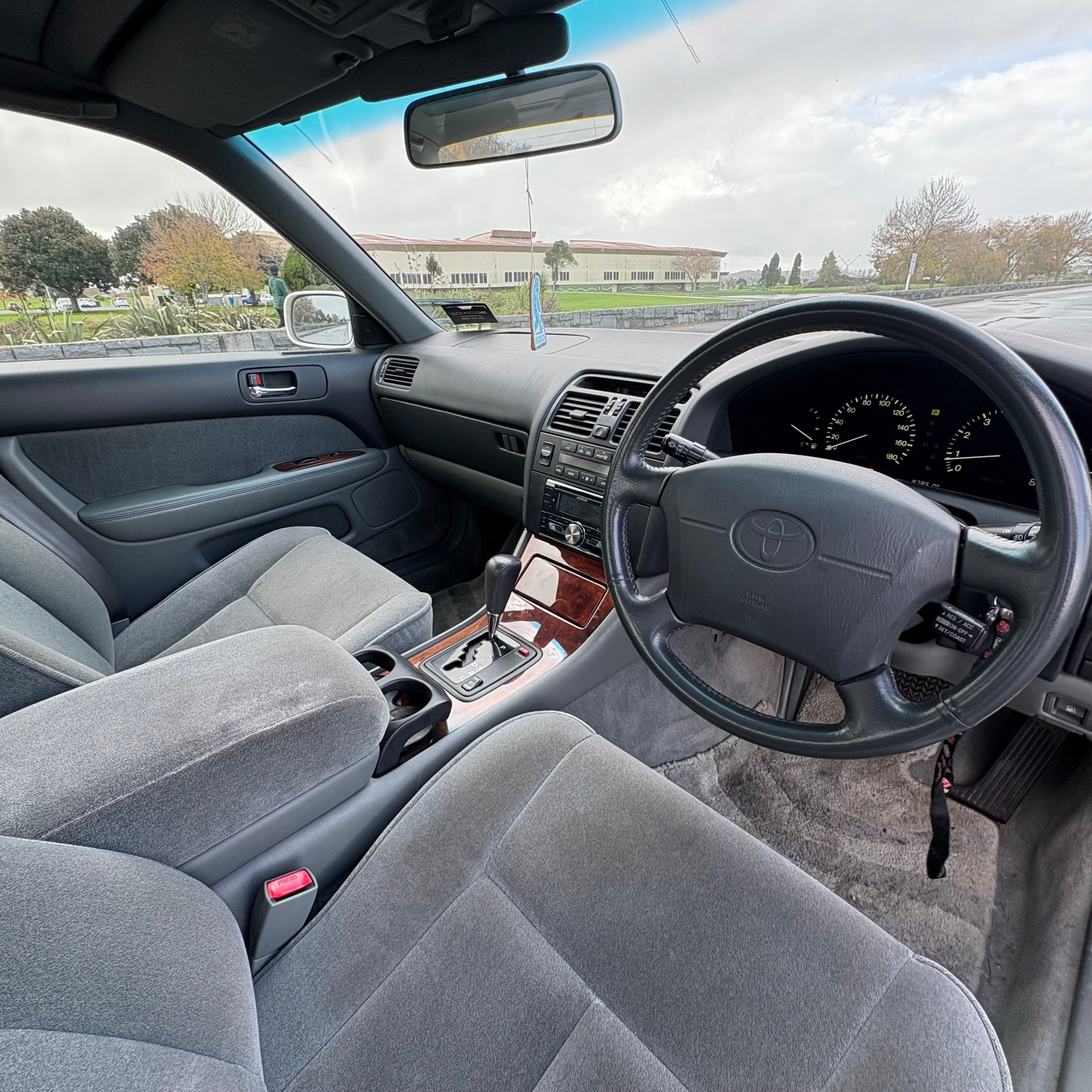 1997 Toyota Celsior *V8*