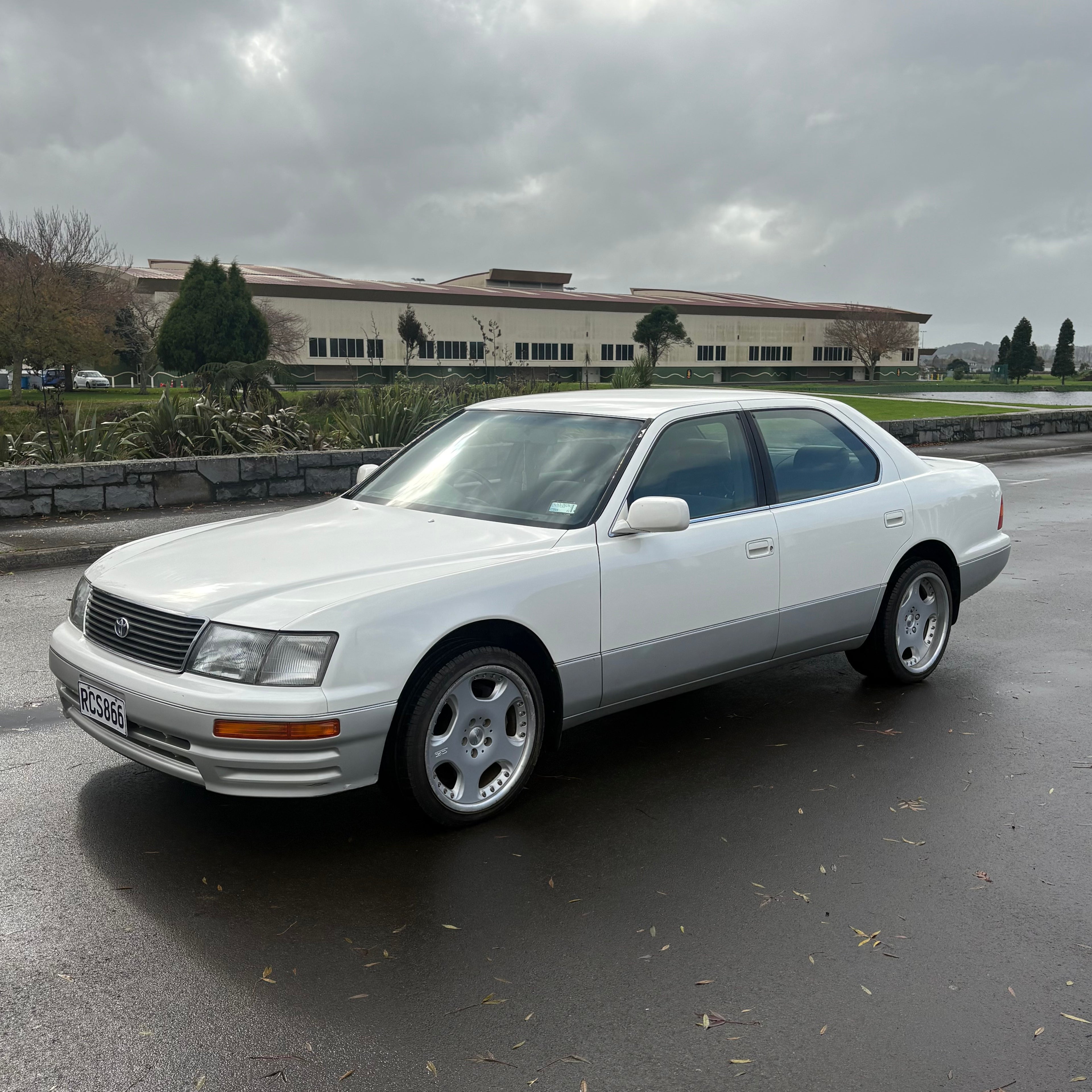1997 Toyota Celsior *V8*
